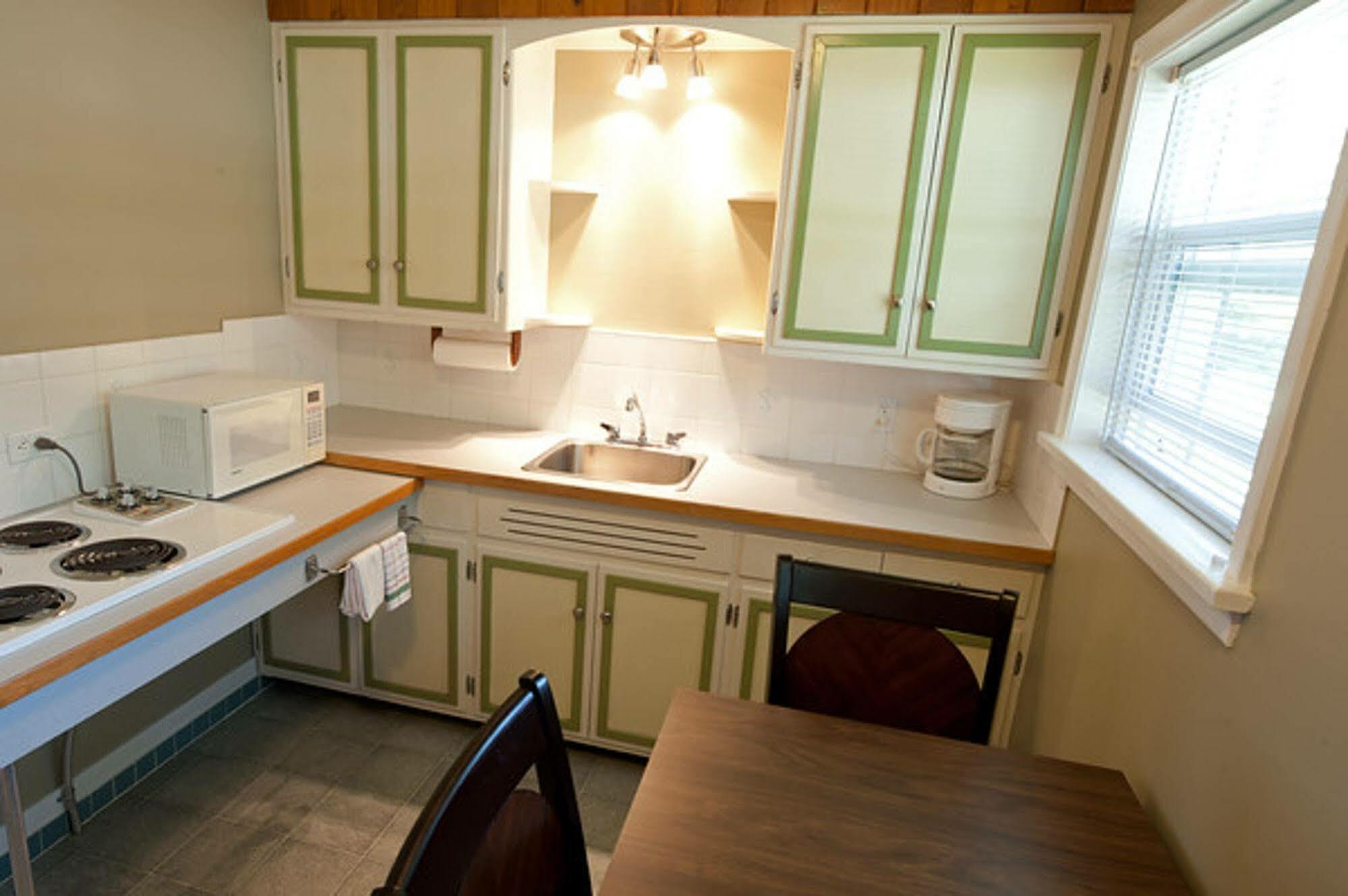 Alpine Inn & Suites Nelson Kültér fotó