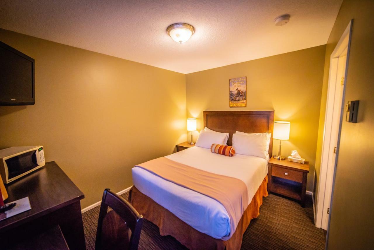 Alpine Inn & Suites Nelson Kültér fotó